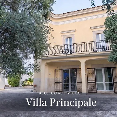 Blue Coast Luxury Private Villa, Pool, Jacuzzi, فيلة بيشيلي